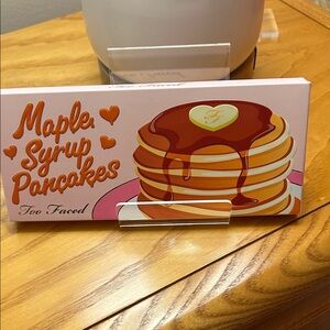 Too Faced Maple Syrup Pancakes Palette